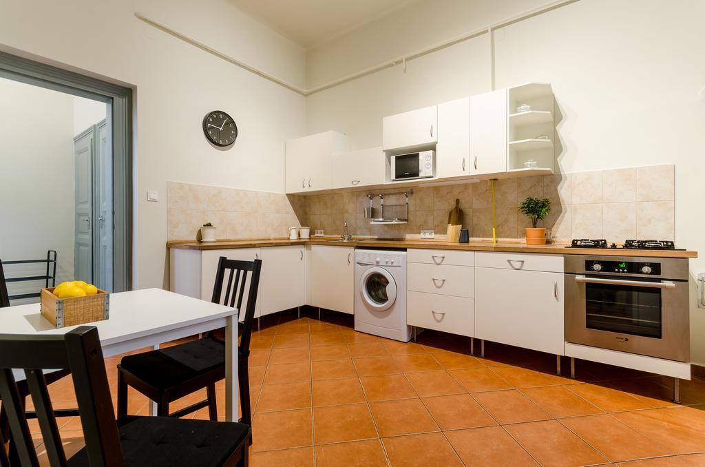 Cumin Apartments Будапеща Екстериор снимка